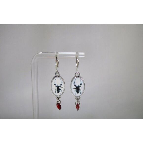 Halloween Spider Earrings - Handmade - Picture 2 of 5